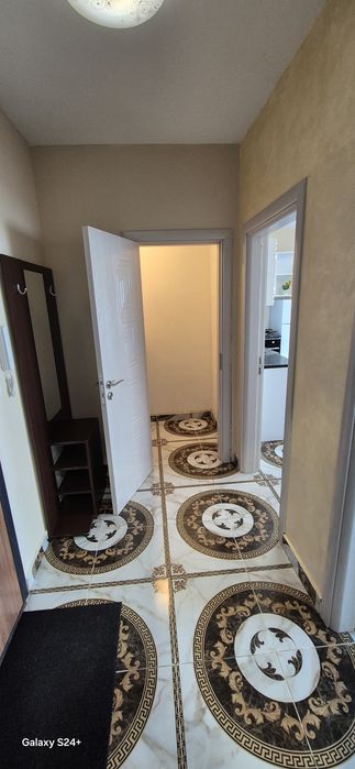 Дава се под наем Двустаен апартамент в Варна, Галата - 75 кв.м за 548.25 € - Снимка #7