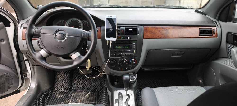 Lacetti, 1.8, АКПП, белого цвета, 2011 год, первые руки