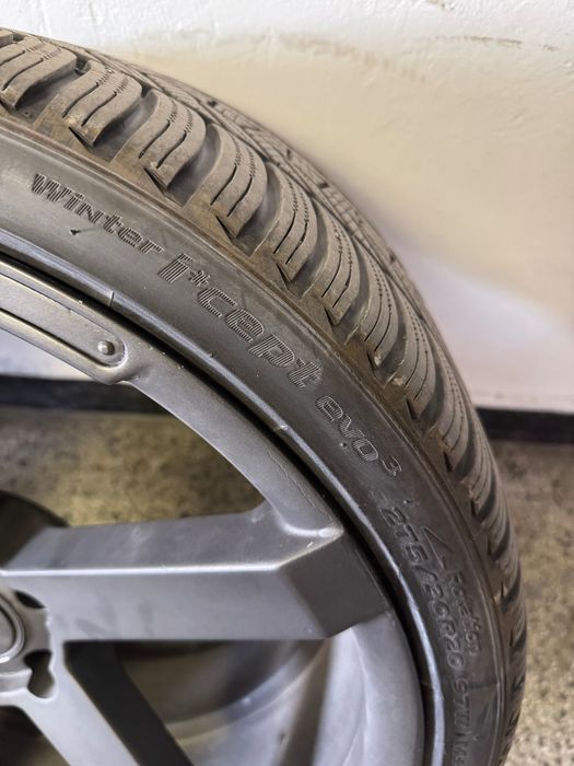 Джанти 20’ 5х112 със зимни гуми Hankook