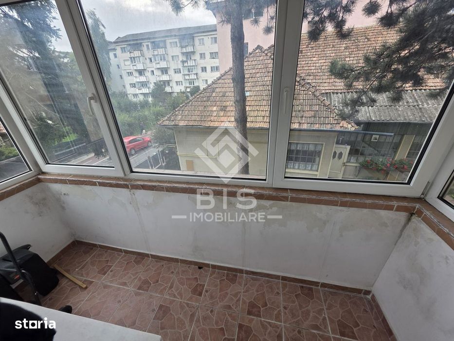 Apartament 3 camere zona Stefan Cel Mare