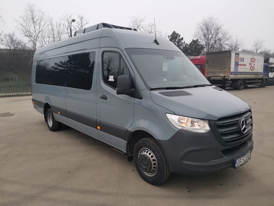 Microbuz Mercedes Sprinter 517
