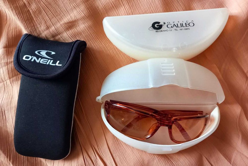 Калъф за слънчеви очила 9 нови + 3 броя използвани