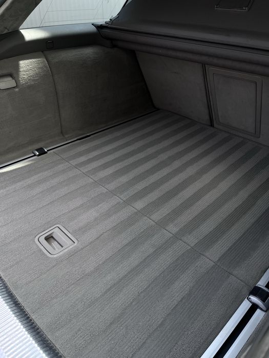 Пране на седалки, мокети