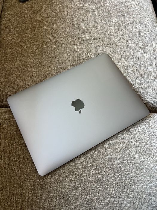 MacBook Air M1 256GB