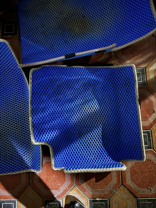 Полики от камри 35