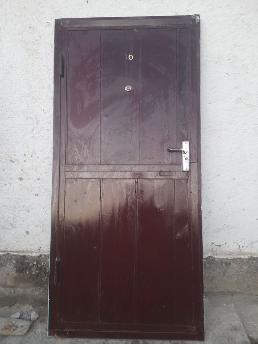 Temir eshik 2 qavat