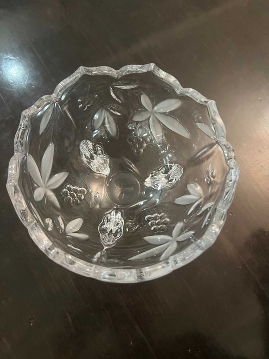 Блюдо стеклянное с крышкой