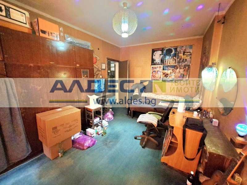 Продава се Двустаен апартамент в София, Център - 70 кв.м за 4143 €/кв.м - Снимка #5