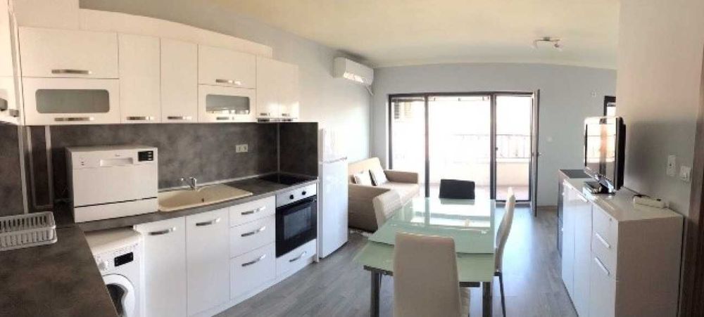 Продава се Едностаен апартамент в Пловдив, Младежки Хълм - 53 кв.м за 1107 €/кв.м - Снимка #2