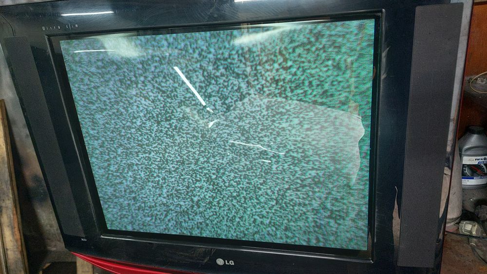 Продам телевизор