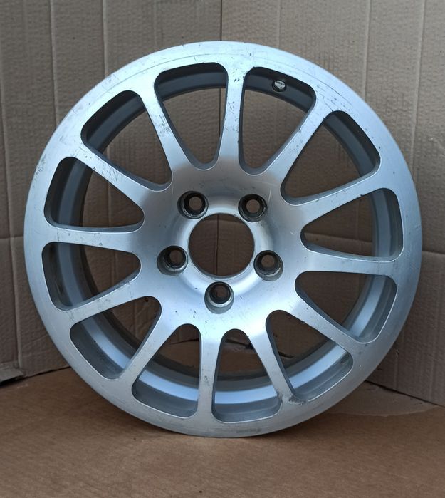 Легкосплавный диск на 15