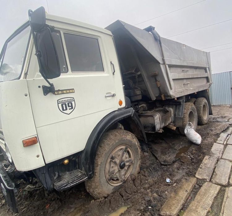 Продаю камаз 55111