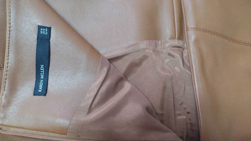 Кожена пола Karen Millen
