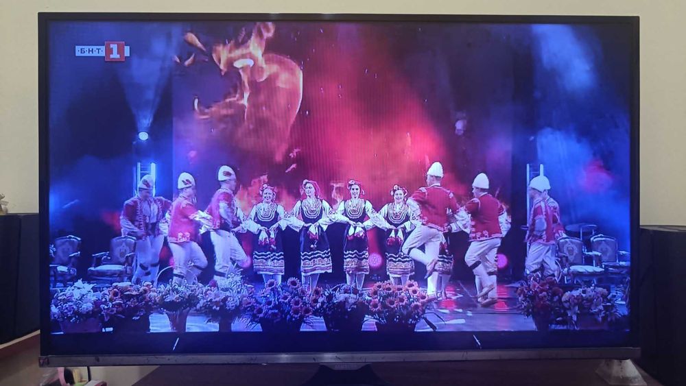 Телевизор Samsung UE32J5100AW – 32 инча, Full HD