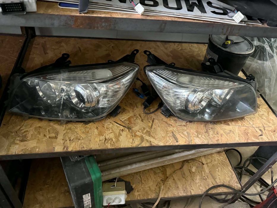 Фарове за Toyota Rav4 2006-2008г Ляв волан