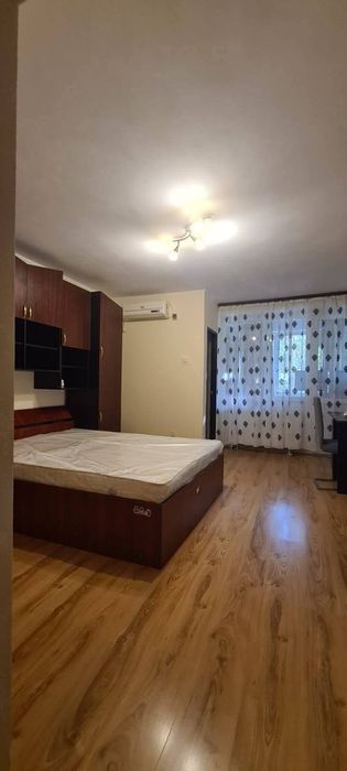 Ap. 1 camera decomandat, etaj 2/7, Mazepa 1