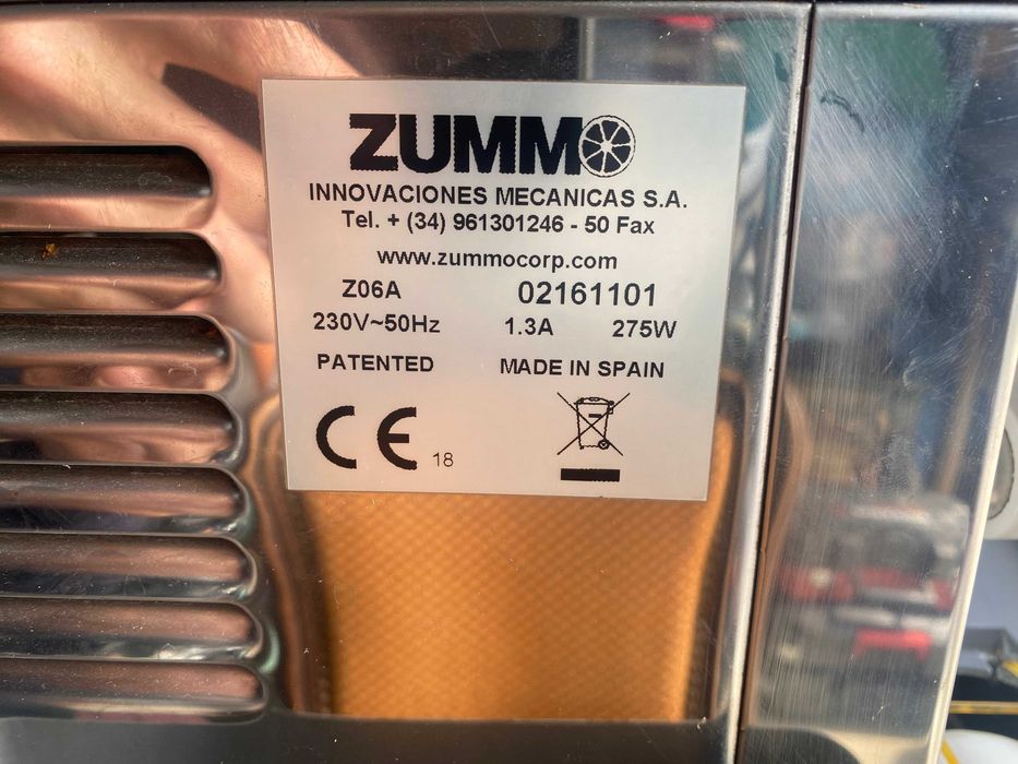 Професионална Фреш машина Z06A ZUMMO za цитрусови плодове