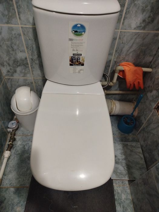 Унитаз и раковина