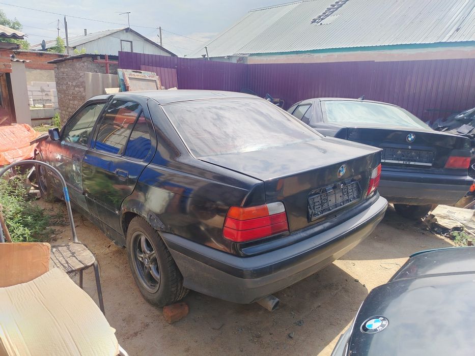 Продам по запчастям е36