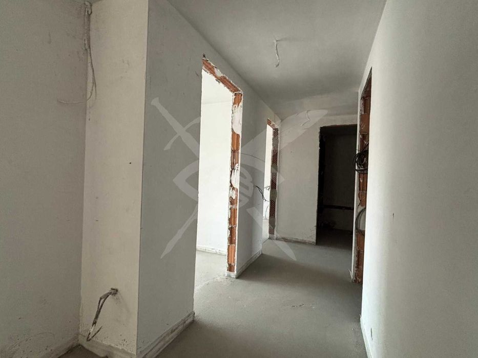 Продава се Тристаен апартамент в Пловдив, Христо Смирненски - 206 кв.м за 1651 €/кв.м - Снимка #7