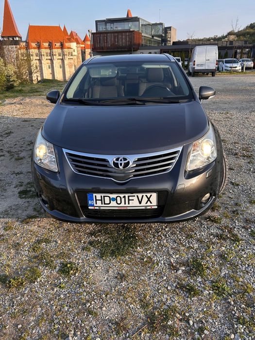 vand toyota avensis diesel