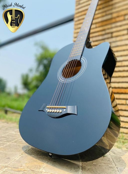 Гитара акустическая шестиструнная Скидка!