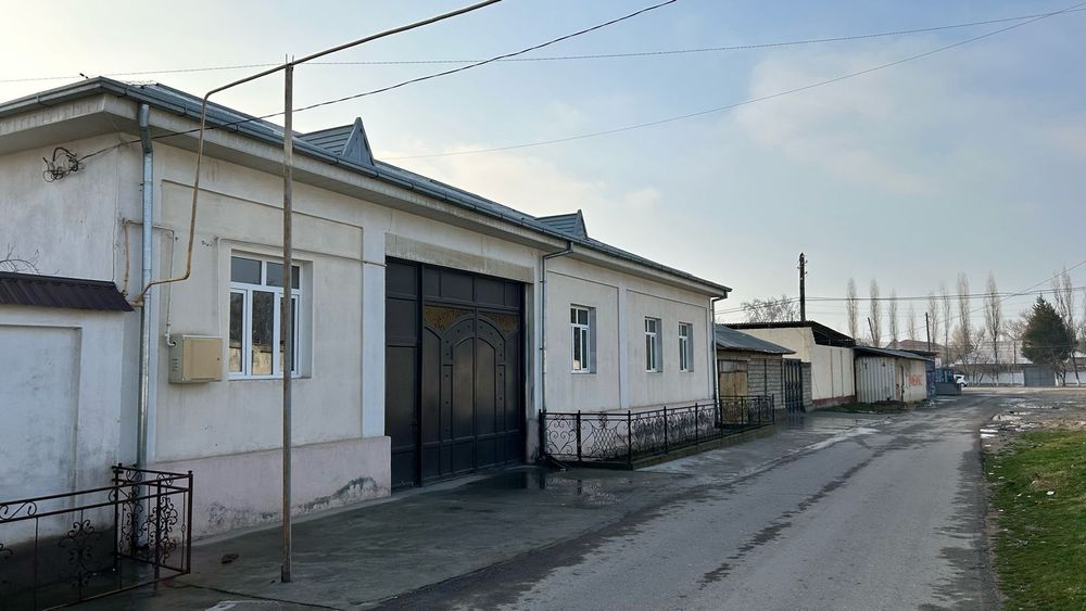 Продам свой дом 16 соток свет газ wi-fi канализация всё есть