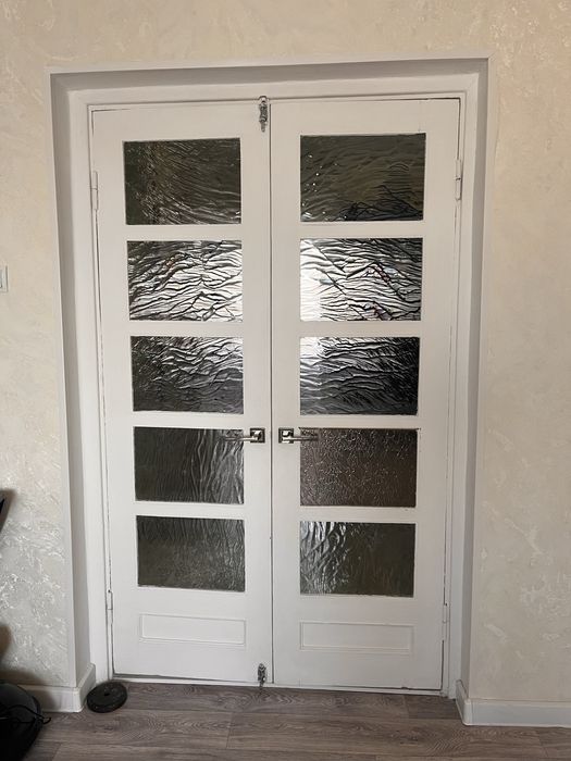 Деревянные двери