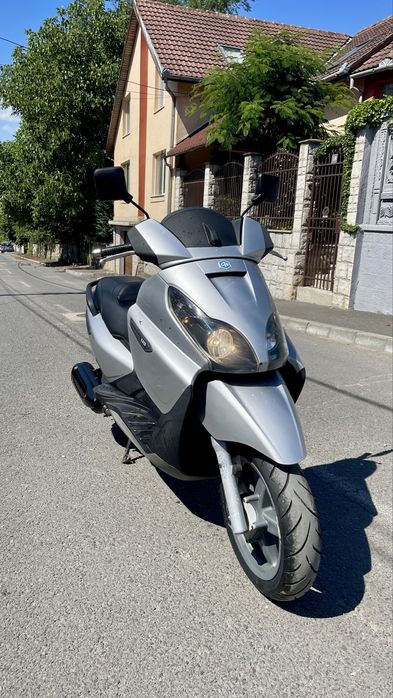 Scuter piaggio x7 2007