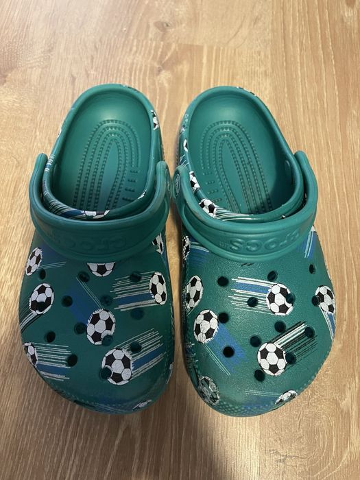 Сандали Crocs  номер 32-33