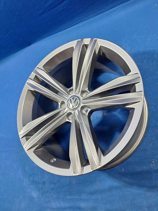 1 Janta Aliaj 5x112 19'' OEM VW Tiguan 8N Skoda Seat 8.5J ET 38 NOUA