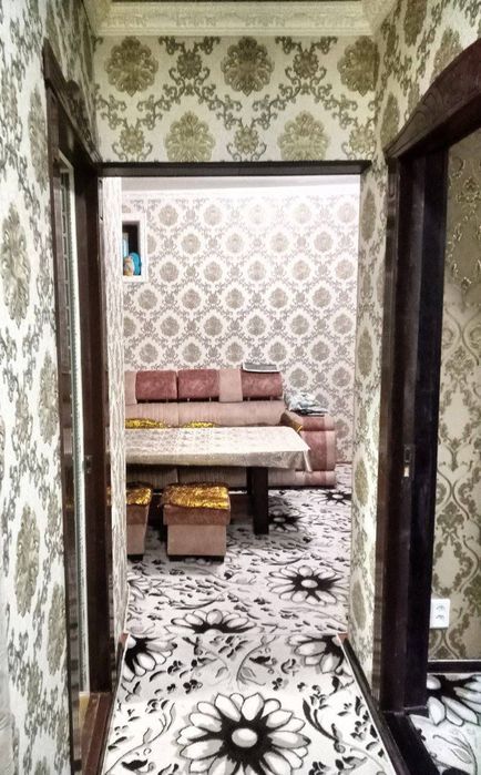 Namangan 4mira rayonda kunli kvartira quyamiz bezzaks pokiza joy