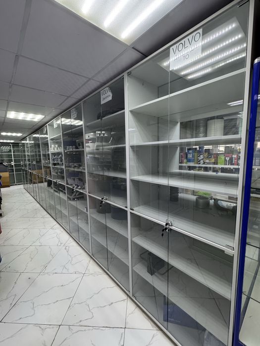 Продается витрины