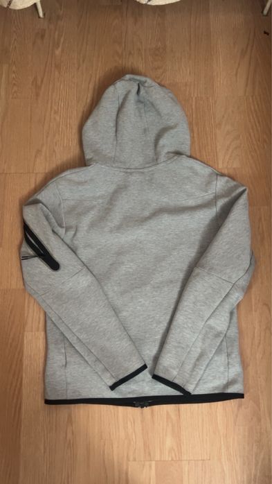 bluza nike tech