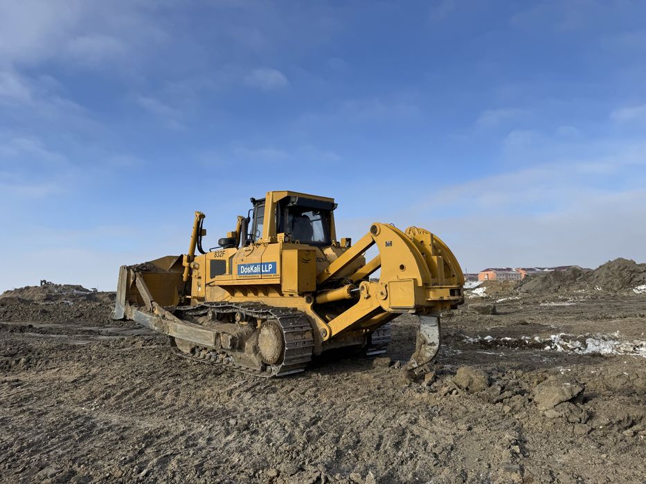 Аренда новых бульдозеров SEM