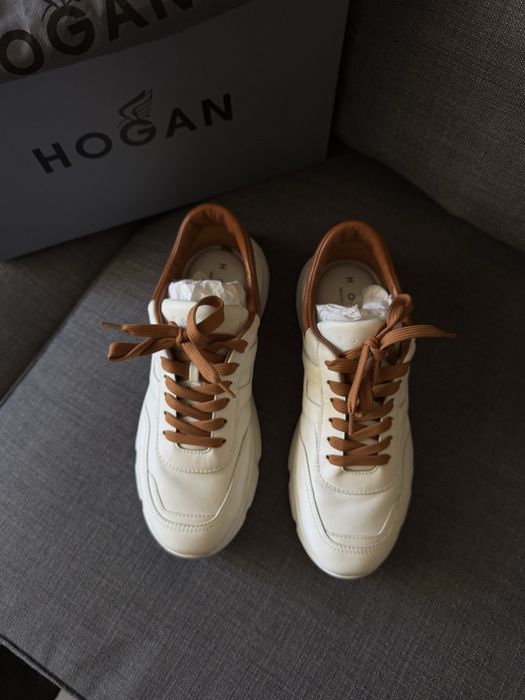 Мъжки обувки Hogan