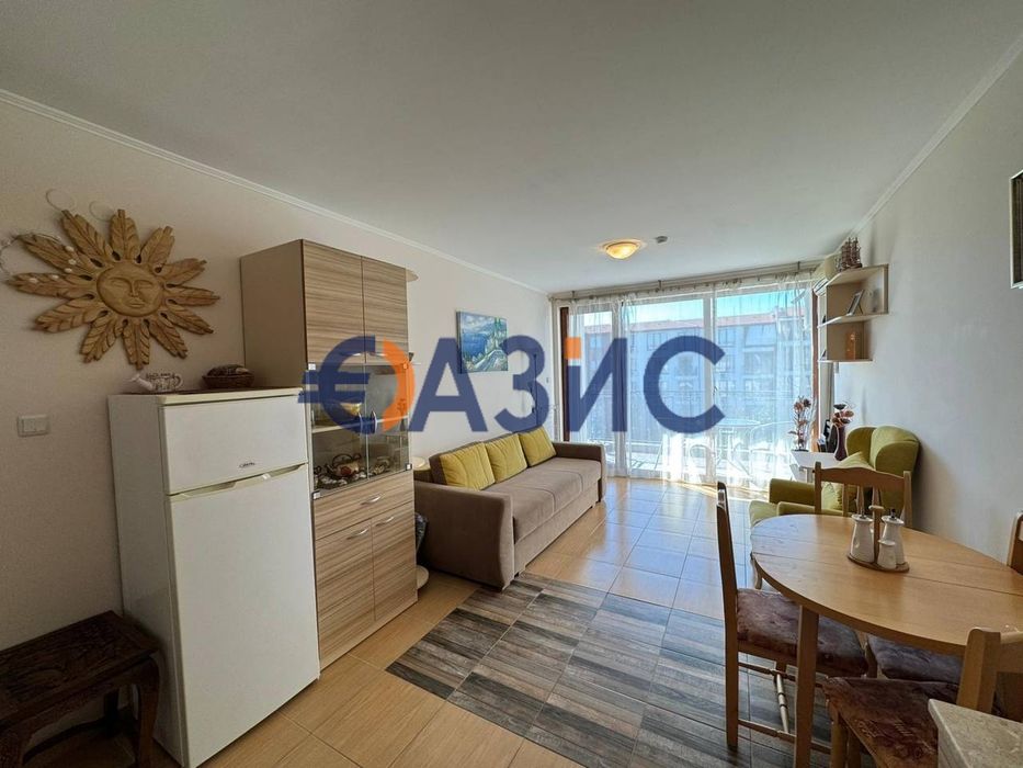 Продава се Двустаен апартамент в с. Равда, Област Бургас - 70 кв.м за 1128 €/кв.м - Снимка #2