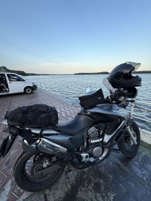 Honda Transalp XL700V