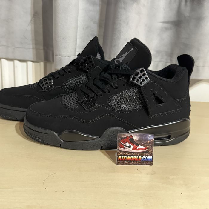 Jordan 1 Black Cat / Triple Black