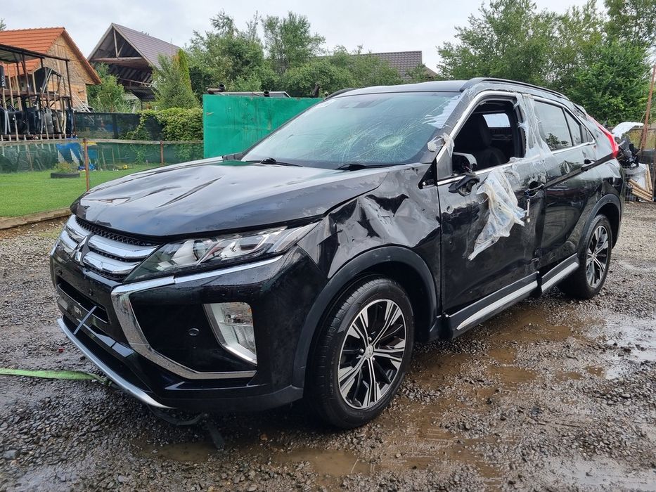 Far Dreapta Mitsubishi ECLIPSE CROSS 2018 - 2021 SUV 4 Usi (1626) LED Garantie