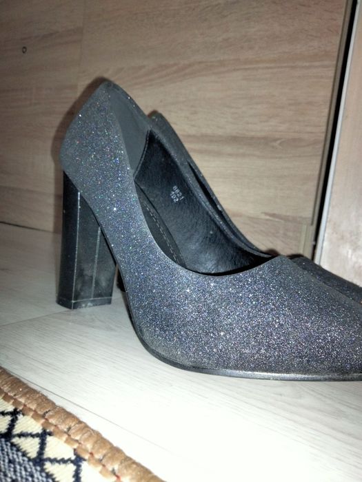 Туфли сатылады 1