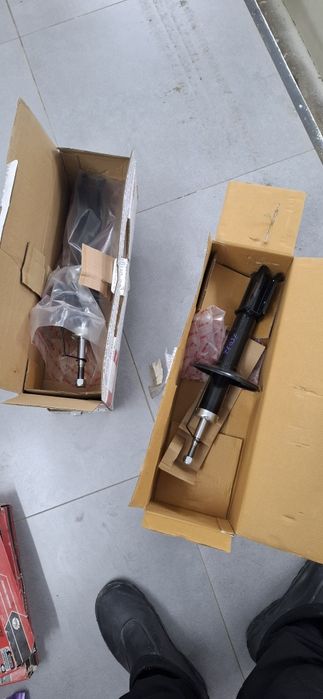 Амортизаторы Largus