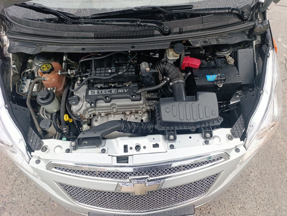 Спарк 2-позит в хорошем состоянии