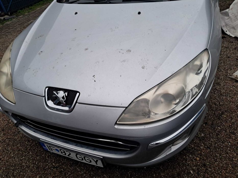 Peugeot 407, capota motor, faruri, aripi.