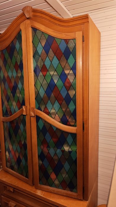 Dulap din lemn masiv