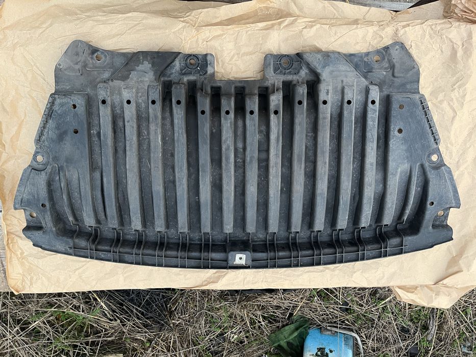 Оригинални кори Mercedes W213 AMG