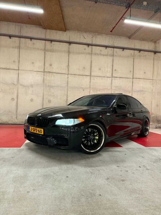 Продавам BMW 530D 2010 М пакет