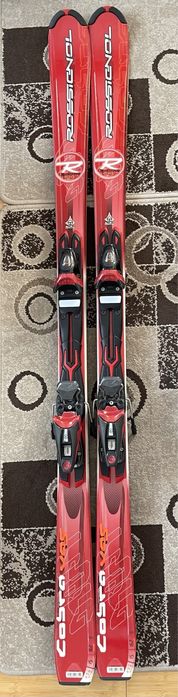 Skiuri dama rossignol cu legaturi - 162 cm