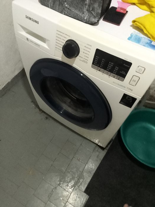 Продам стиральную машинку Самсунг!