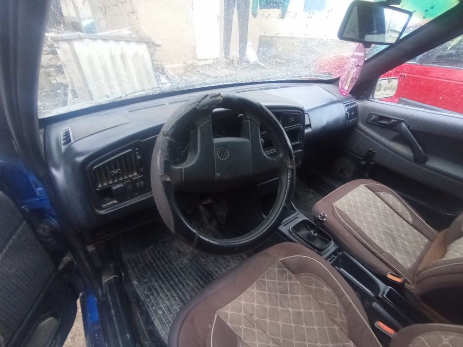 Пассат б3 1.8 универсал